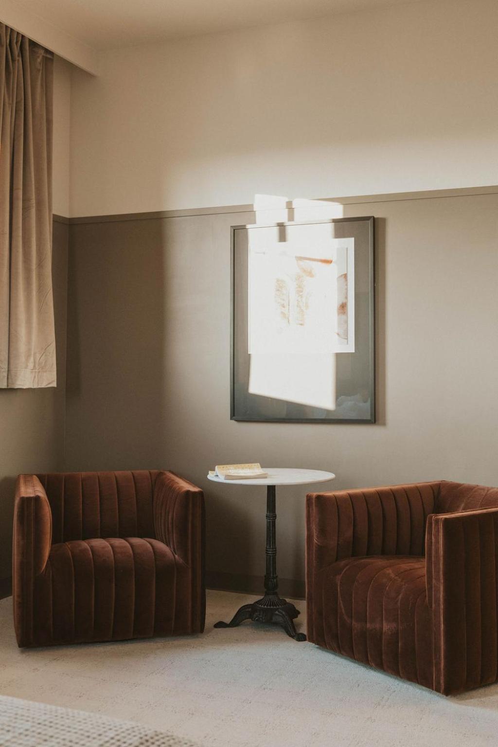 The Atlee Suites Millersburg Bagian luar foto